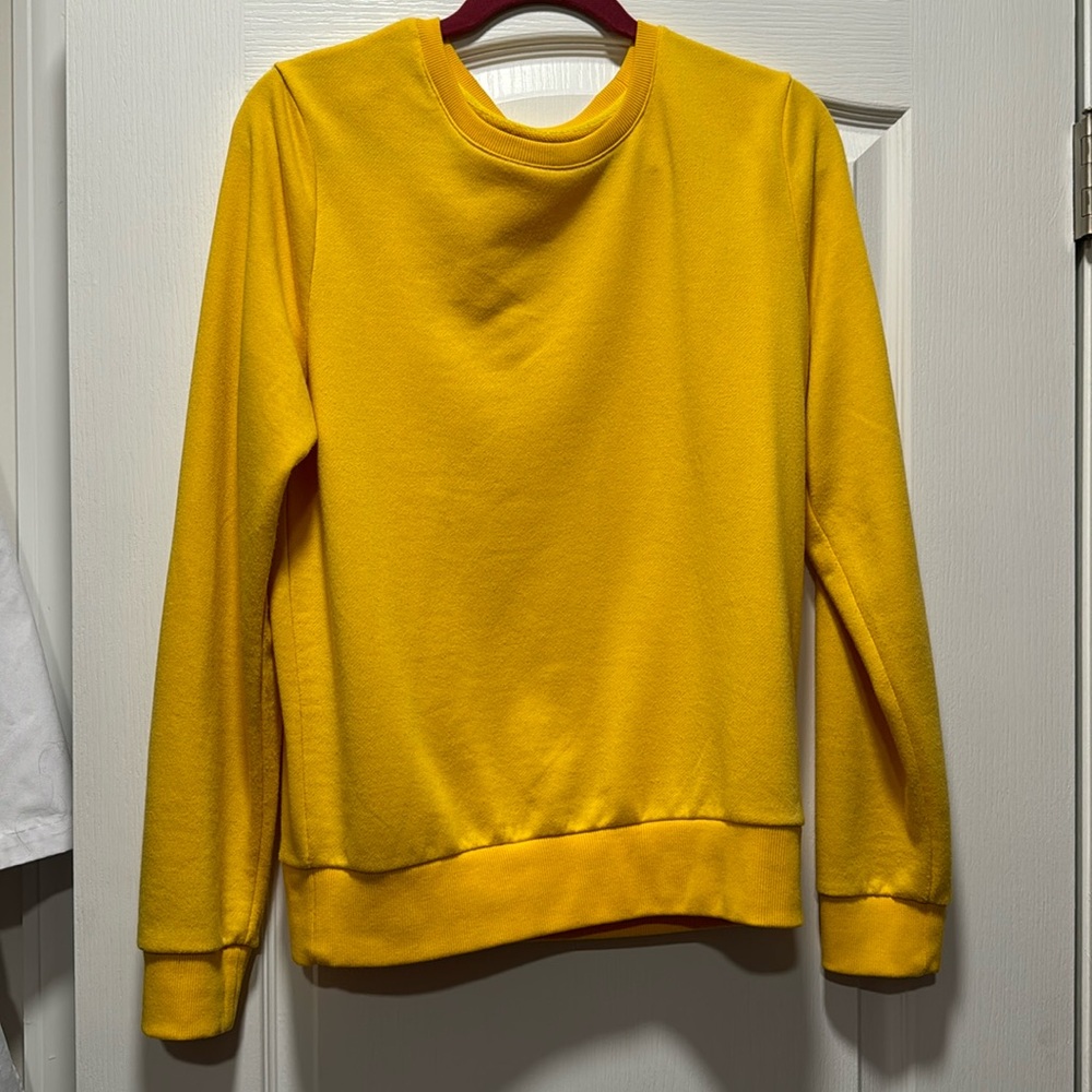 Zyia sweater - Sz L